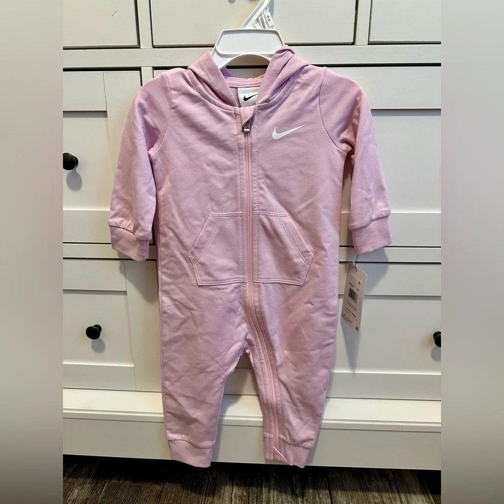 Nike - Baby Essentials - Pink Foam Hooded Coverall - BNWT!